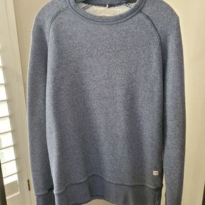 Levi's Men's sweater. Blue, size M